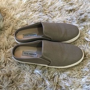 Steve Madden Backless Slides